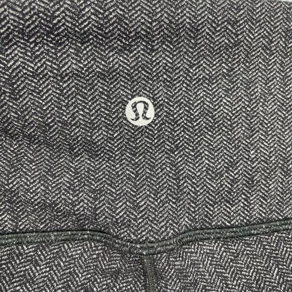 Lululemon Wunder Under Crop Legging Chevron Black White Size 6 - Picture 4 of 6